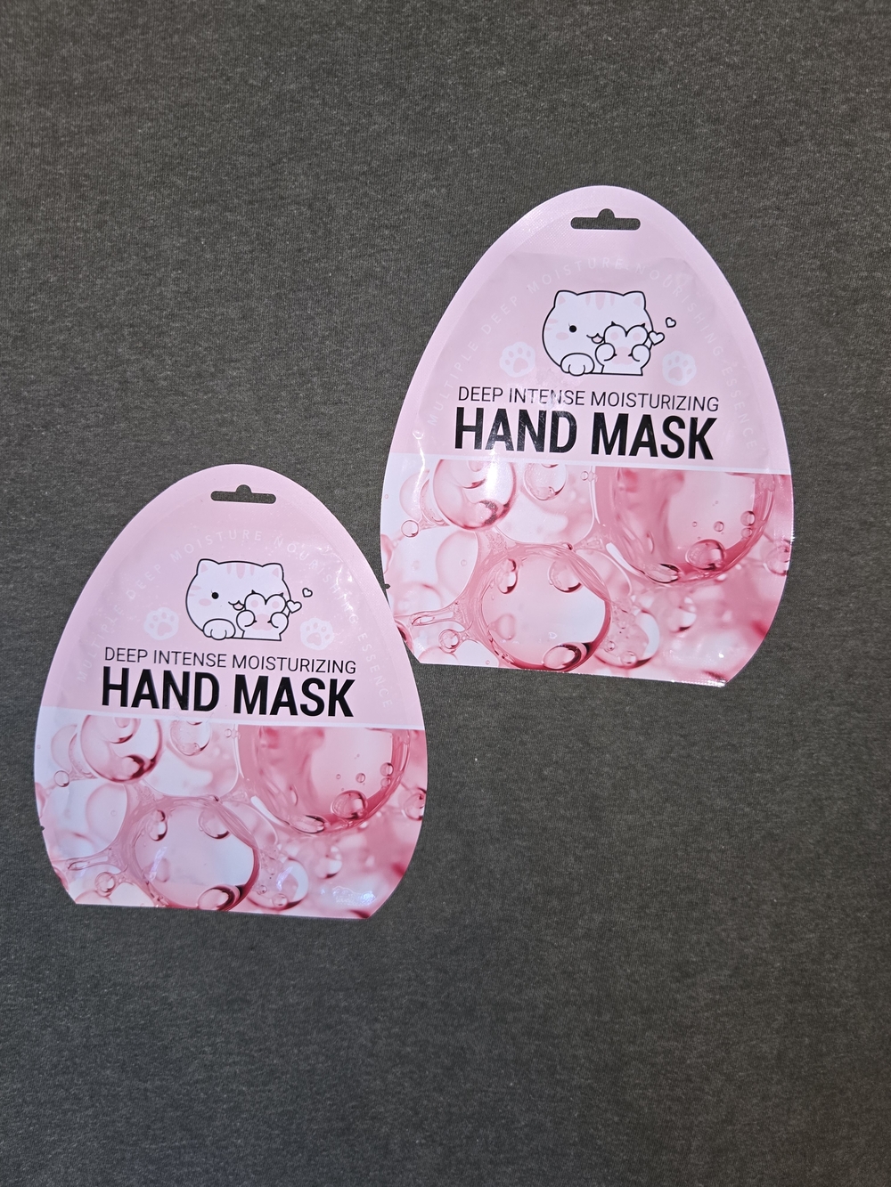 2 Deep Intense Moisturizing Hand Masks - Picture 2 of 2